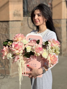 Композиция с французской розой  - купить цветы и аксессуары в интернет-магазине Дом цветов