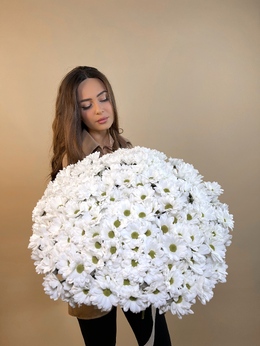 Букет из белой кустовой хризантемы  - купить цветы и аксессуары в интернет-магазине Дом цветов