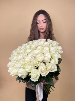 белых Mondial - купить цветы и аксессуары в интернет-магазине Дом цветов